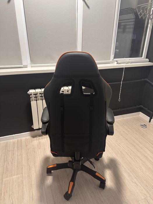 Компьютерный кресло