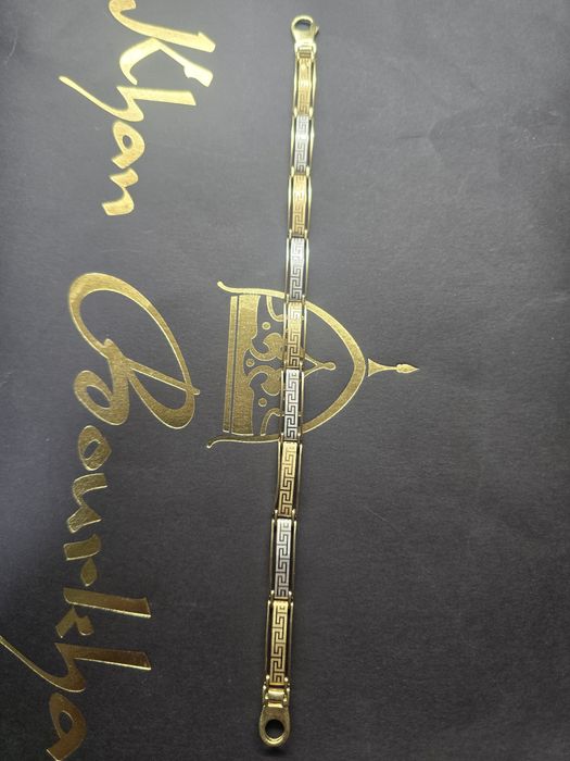 Золотой браслет.