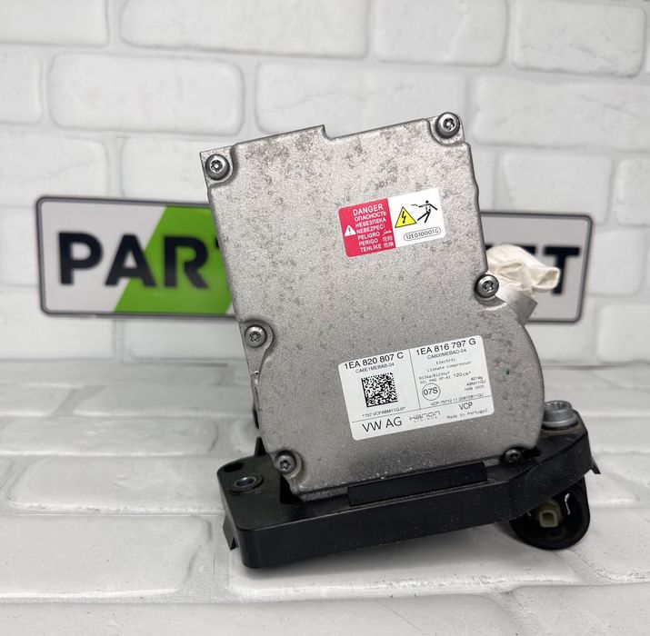 Климатичен компресор VW AUDI 1EA820807C 1EA816797G