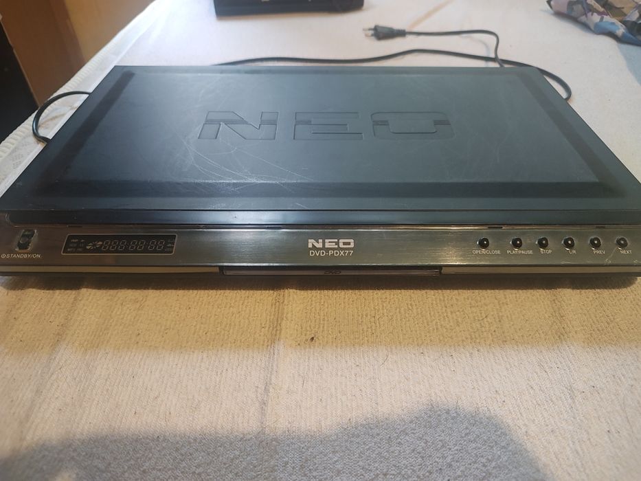 Два броя DVD Player Neo