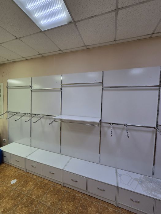 Торговое оборудование для одежды