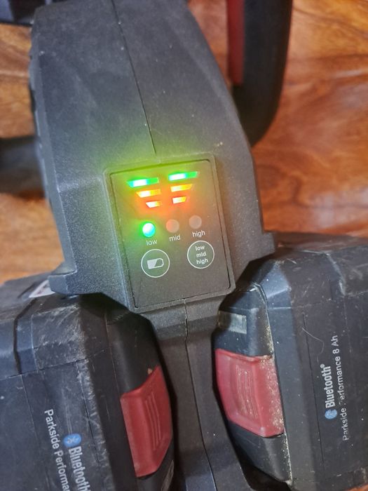 Foarfeca  gard viu  Parkside performance  40v