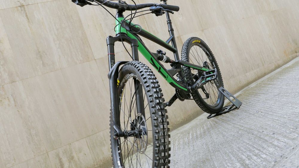 YT Capra AL Comp 2 ендуро, 160 мм ход, RS Pike RC3, Sram GX 2x11, DT Swiss