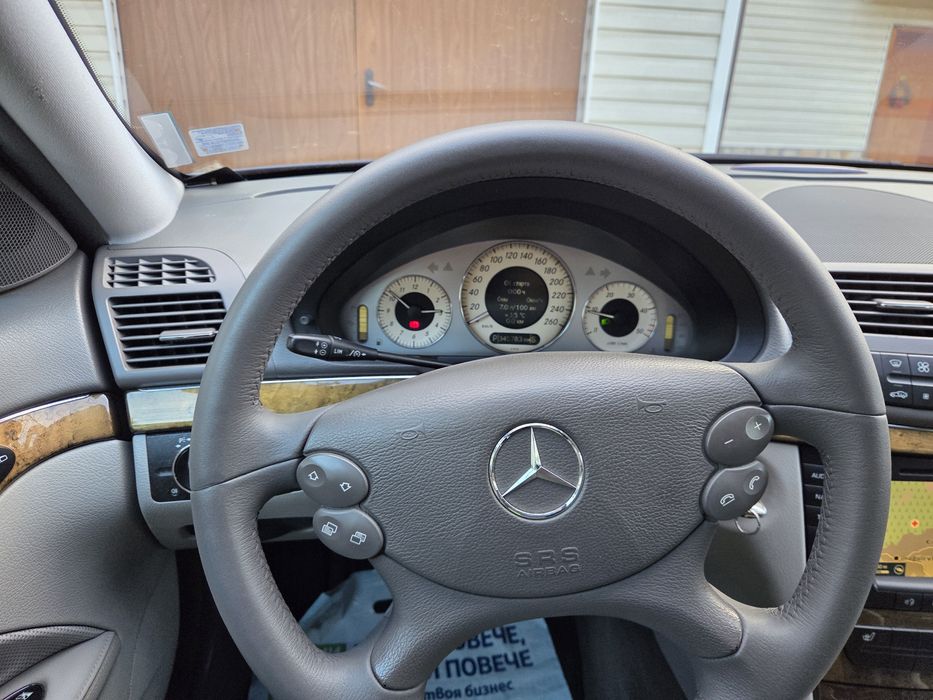 Мерцедес Е 220 комби