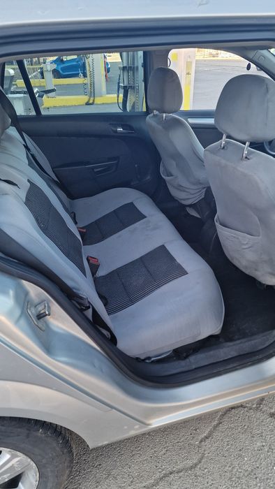 Se vinde mașina Opel in stare foarte bună
