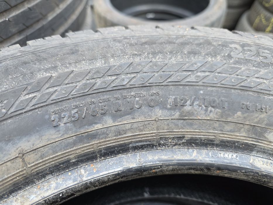 2бр Всесезонни гуми за Бус 225 65 16С - Continental- DOT 2023