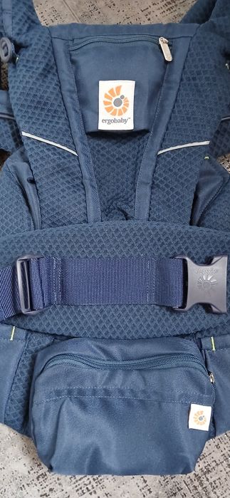 Ergobaby Ергономична раница Omni Breeze синя