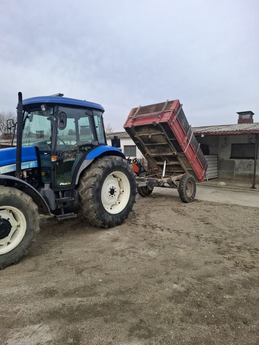 Remorcă de tractor basculabila