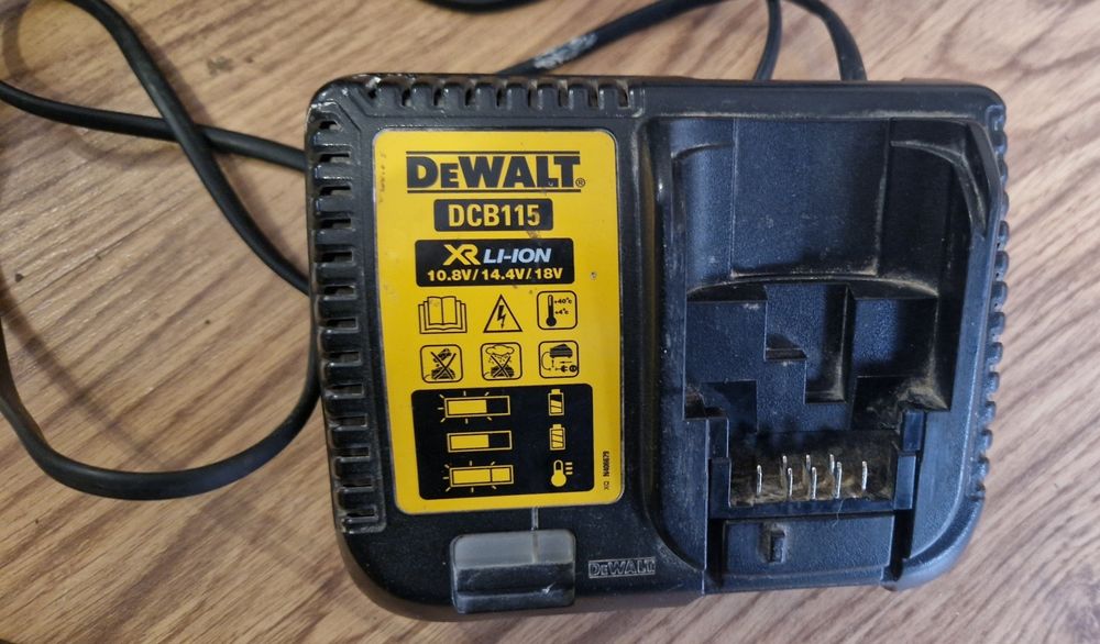 Ъглошлайф Dewalt DCG 405 P3