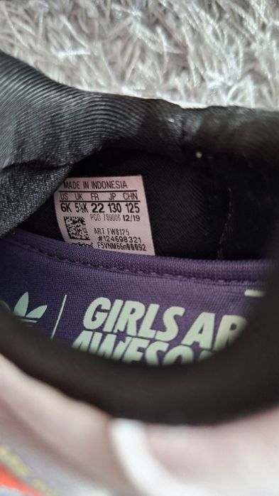 Adidasi Superstar fete marimea 22