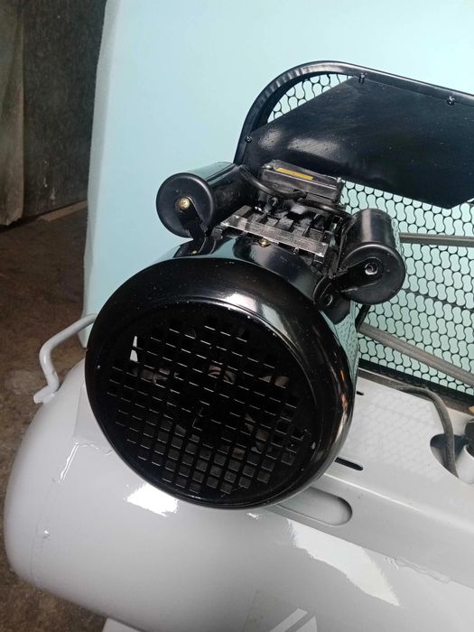 Продам компрессор Alteco acb 100/400