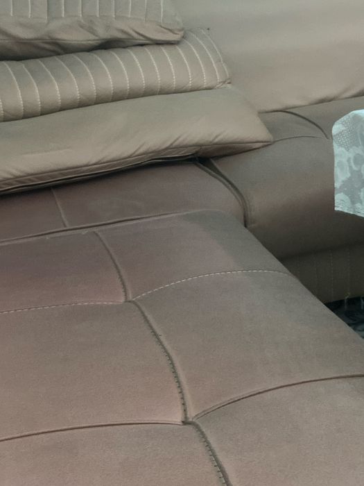 guliston shaxar maxallada 6sotxlik uy