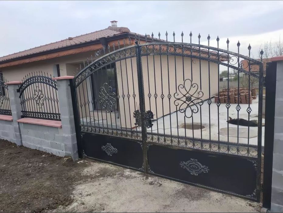 Изработка на врати, огради и парапети от ковано желязо
