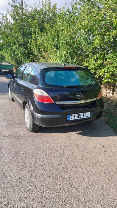 Opel Astra H 1.7cdti an 2004