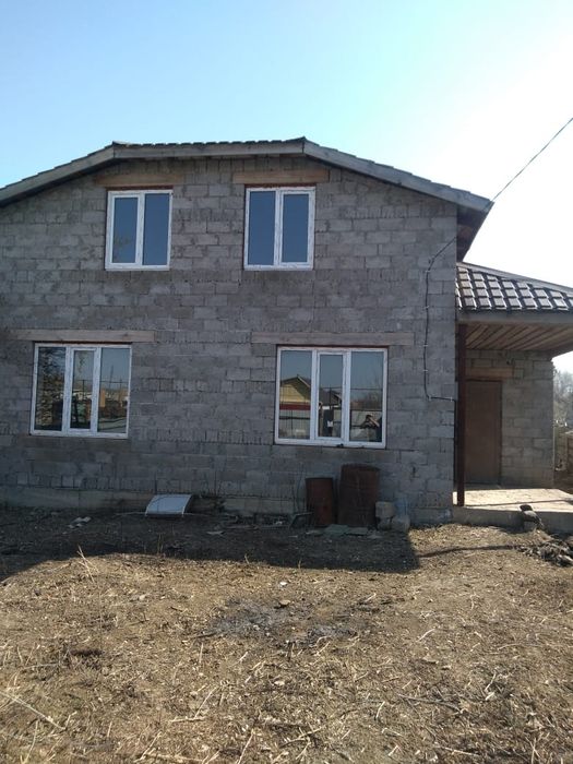 Продам дом двух этажный