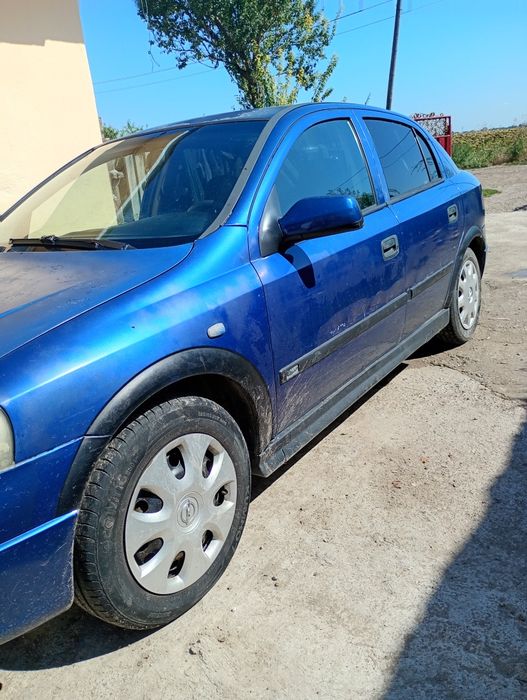 Se vinde amândouă la schimb cu E46 sau E39