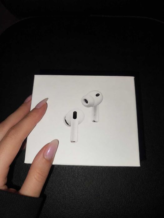 Apple Airpods Pro 3 чисто нови неразопаковани!