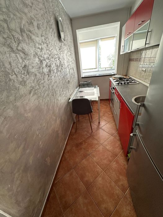 Inchiriez apartament 2 camere,Bd.Constructorilor.