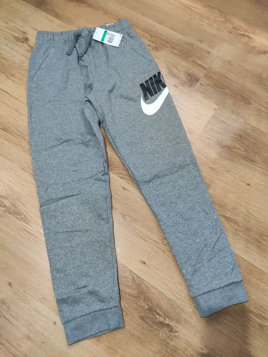 Pantaloni Nike adolescenți 13-15 ani XL (158-170cm)