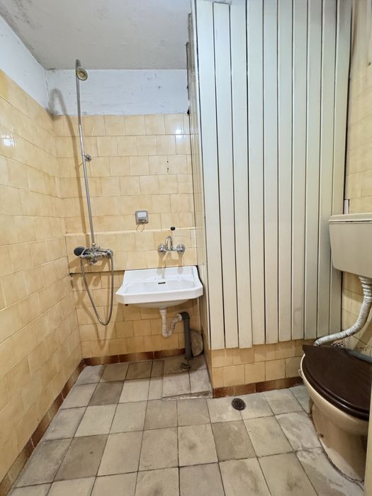 Продава апартамент две стаи и кухня в гр. Казанлък