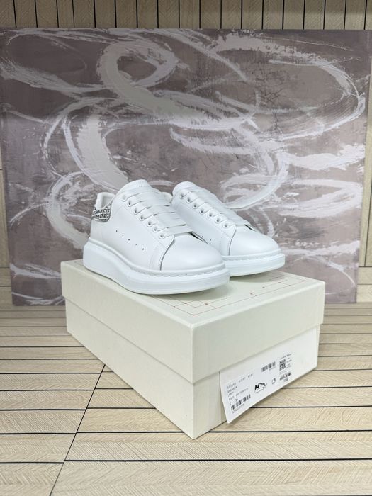 Alexander McQueen White Silver