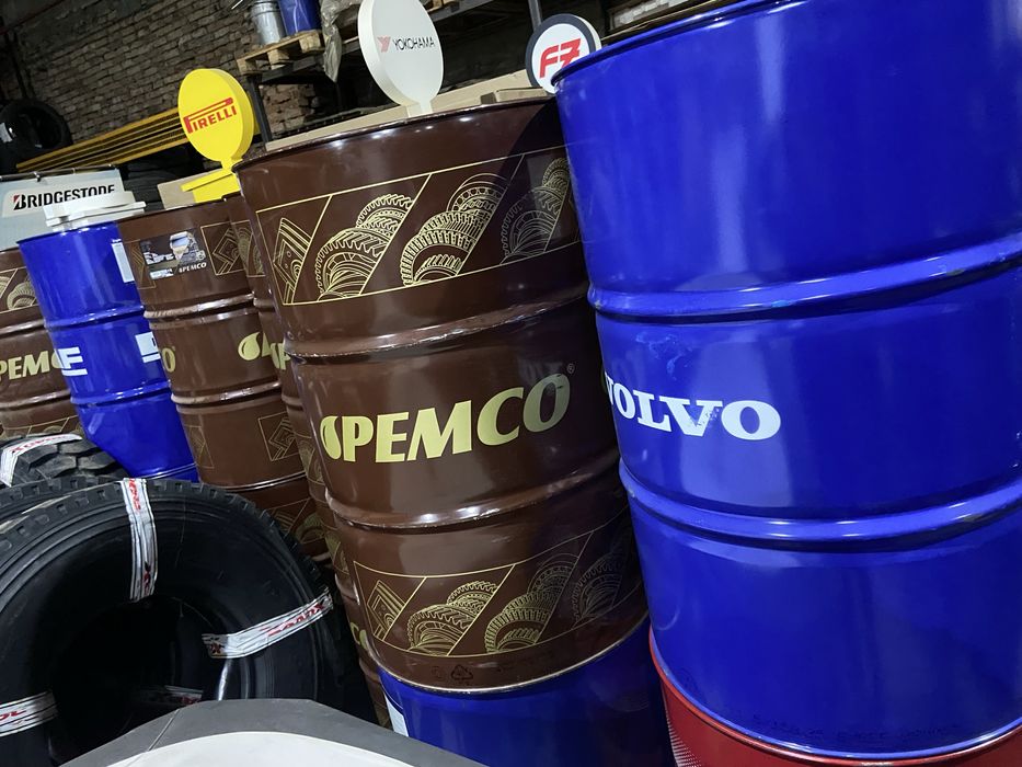 Бочки 200л из под масла и антифриза