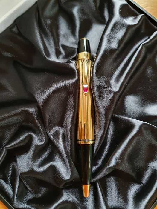Montblanc Boheme Rouge позлатена химикалка / Mont Blanc химикал