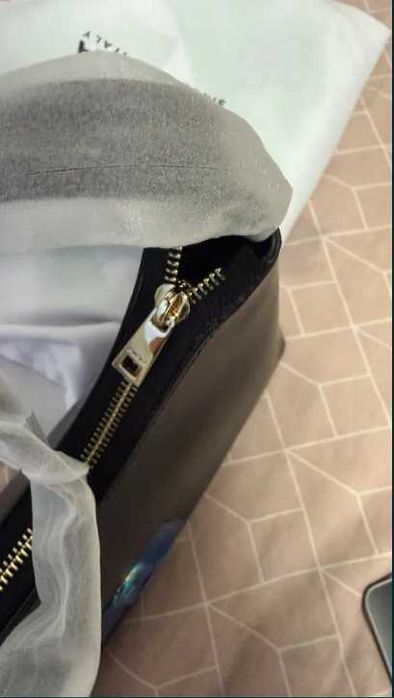 Furla Diamante големия размер