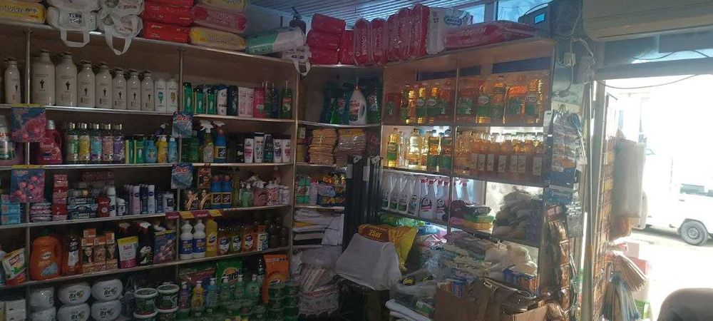 Дехкон бозорида Магазин сотилади