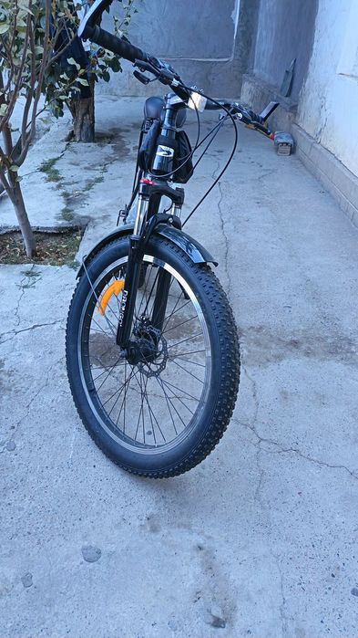 Velesaped drongo 26 razmer