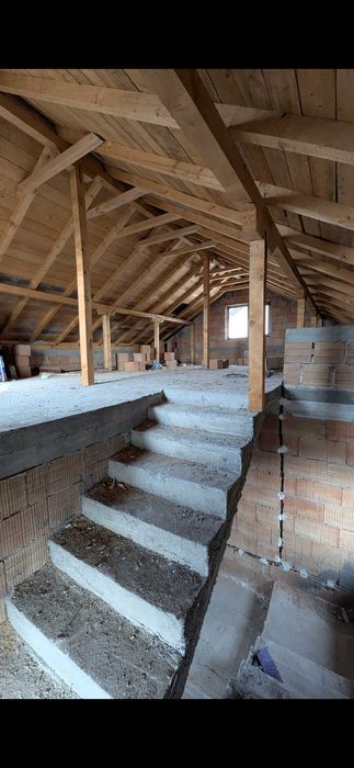 Casă la preț de apartament pe Aurelian Sacerdoțeanu Râmnicu Vâlcea