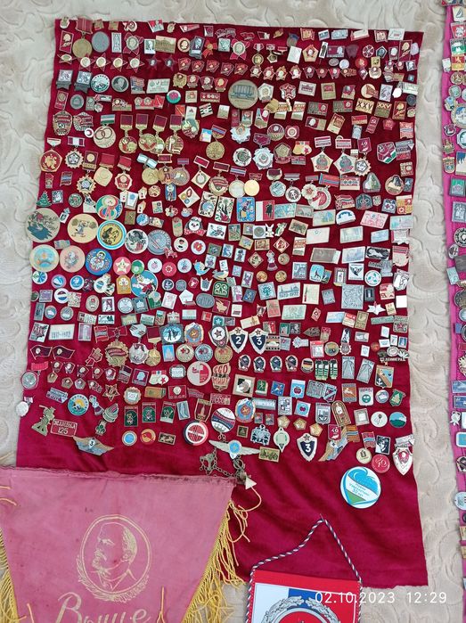 Коллекция значков СССР