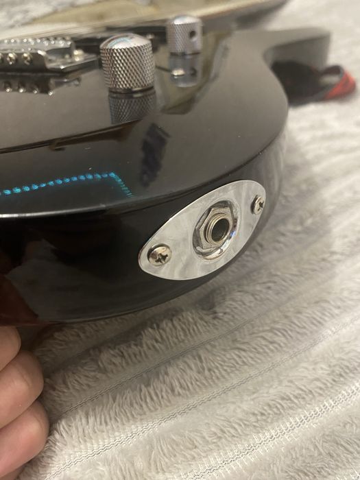 Продам Электрогитару Zombie EDG 46