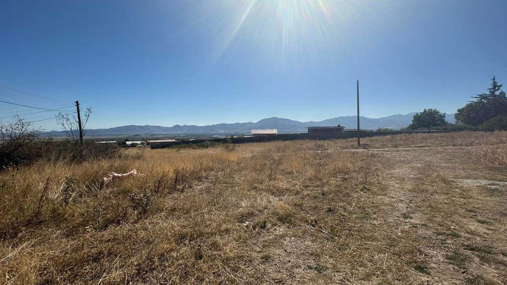 Продава се Парцел в Карлово - 2843 кв.м за 80 €/кв.м - Снимка #1