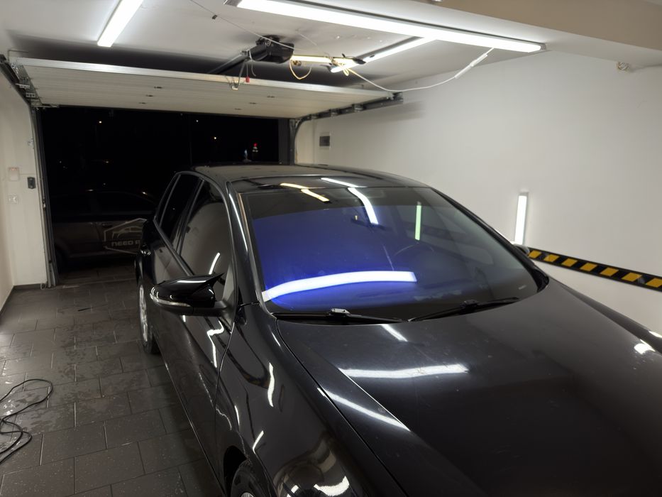 Затъмняване на автостъкла, полиране и пастиране на фарове и PPF защита