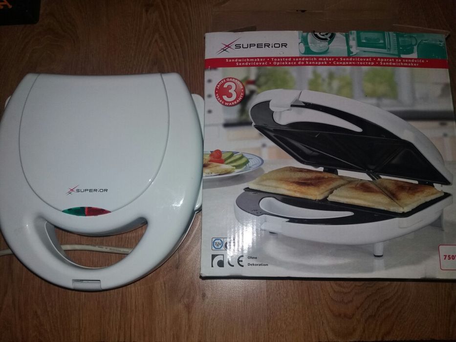 Тостер за сандвичи