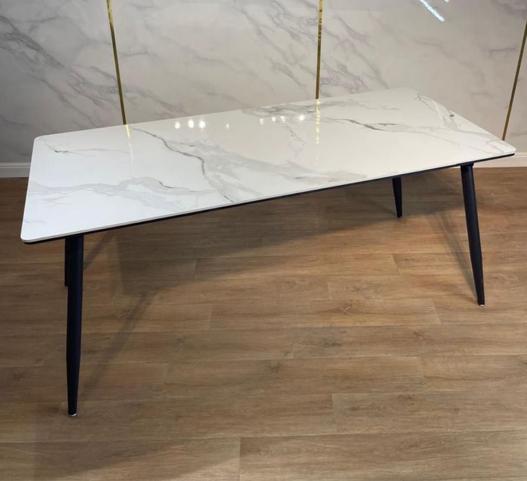 Стол, размер 140*80, новый в упаковке