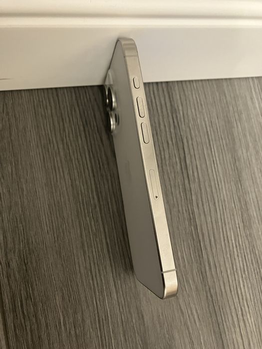 Iphone 15 Pro Alb Neverlocked 256Gb