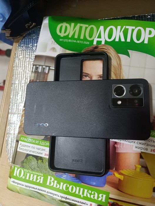 ОРРО рено 7 128 gb RAM 8+8