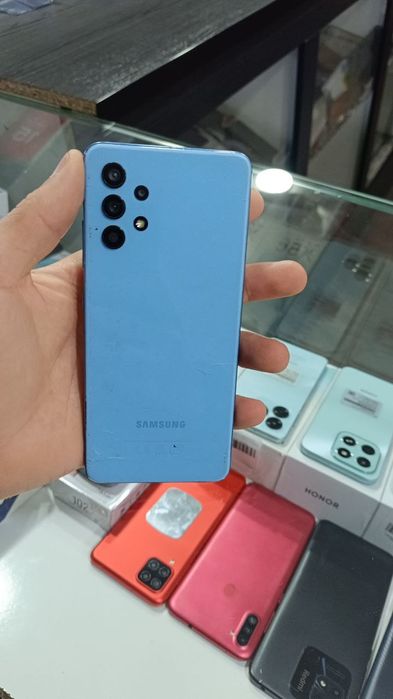 Самсунг а 32 сотилади 4/64