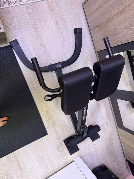 Фитнес уред хиперекстензия