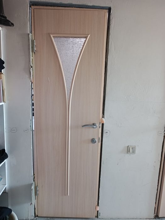 Продаются  меж/ группа