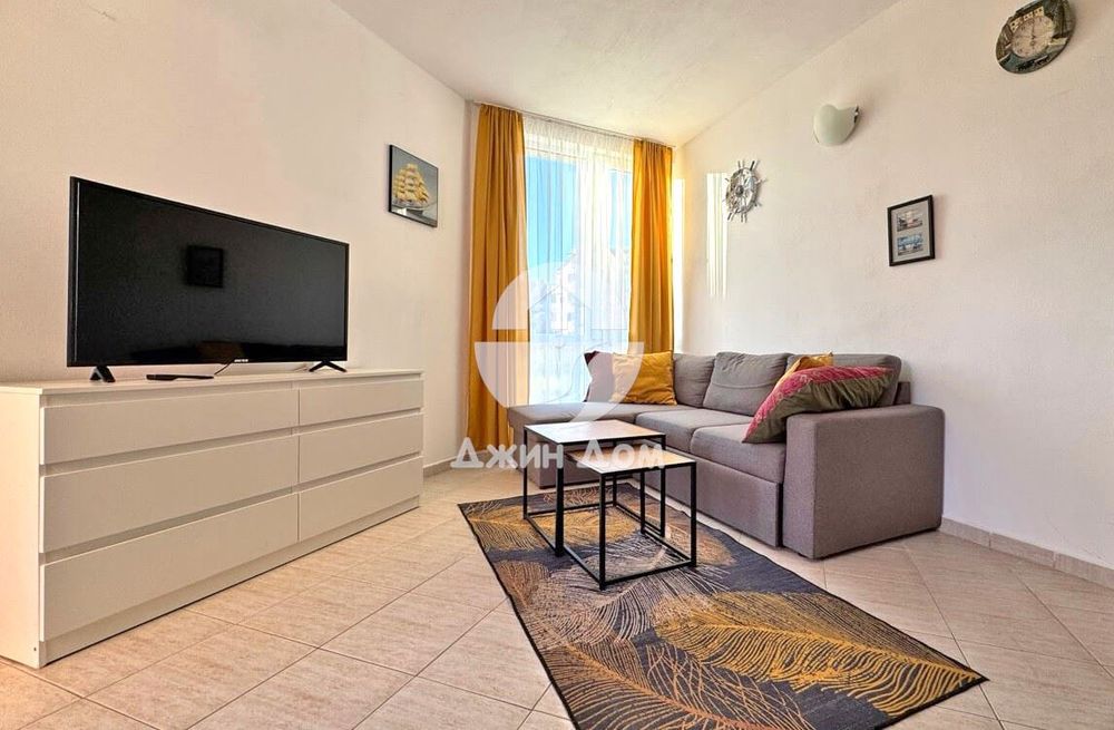 Продава се Двустаен апартамент в к.к. Слънчев бряг - 64 кв.м за 1249 €/кв.м - Снимка #1