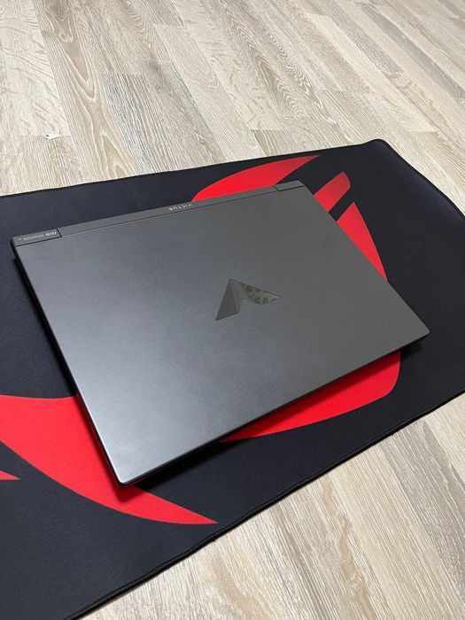 Игровой ноутбук HP Victus.