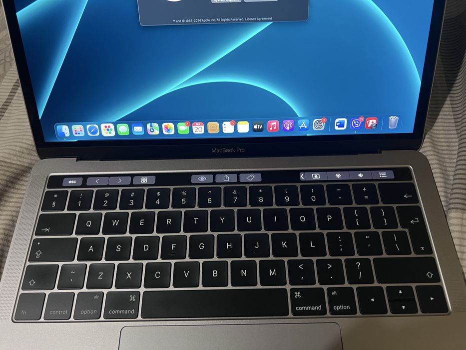 Macbook pro 13 TOUCH BAR