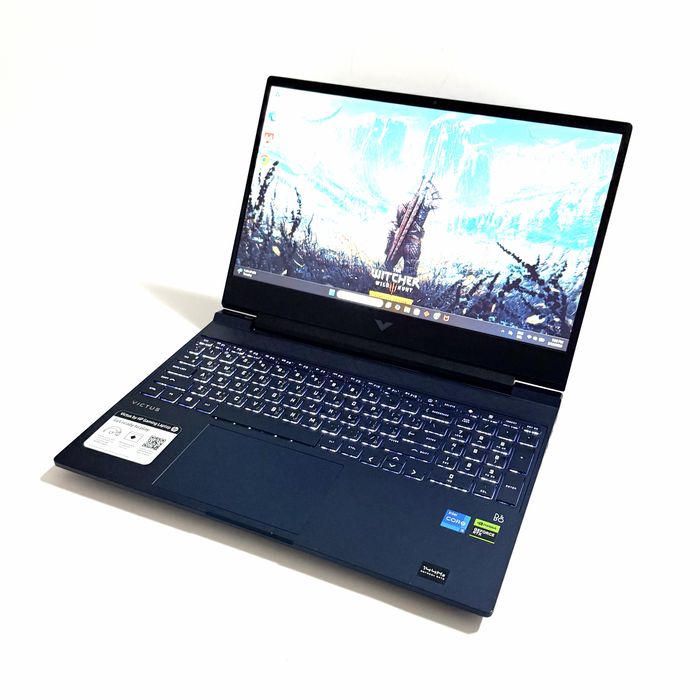 HP Victus/15,6” 144Hz/i5-13420H/RTX 3050 6GB/12GB/512GB