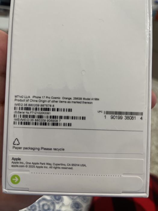 Продаю Iphone 17 pro XR новый