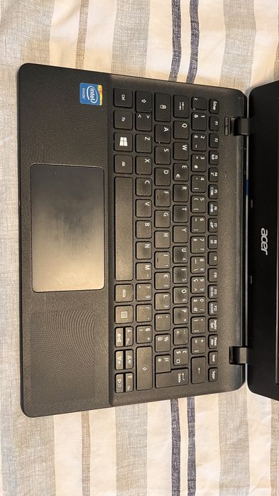 Acet ES1 | intel celeron | 8GB ram