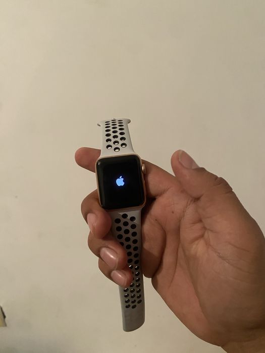 Продам часы оригинал в хорошем состоярий