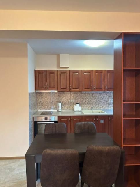 Дава се под наем Тристаен апартамент в Пловдив, Христо Смирненски - 90 кв.м за 620 € - Снимка #1